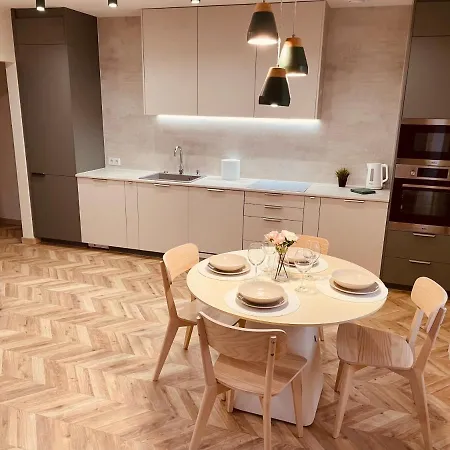 Kobiela Apartments Family Delux Ktw City Center Katowice Exterior photo